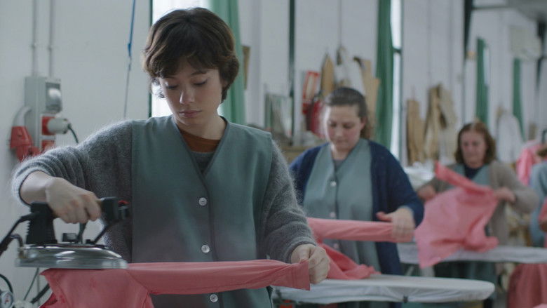 кадр из фильма Путешествие в комнату матери