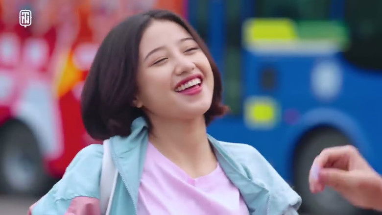 кадр из фильма Cái Tết Của Thằng Khờ