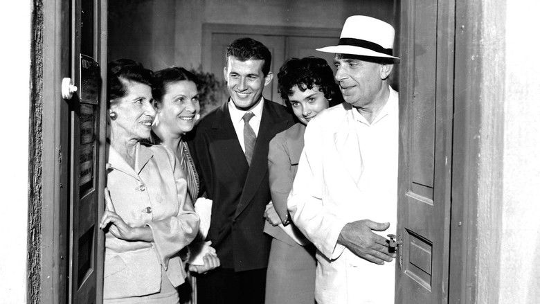 кадр из фильма Η Κυρά Μας η Μαμή