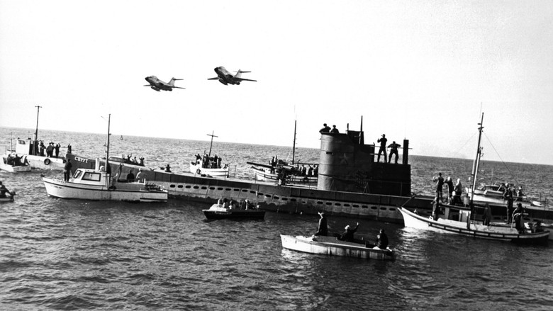 кадр из фильма Русские идут! Русские идут!