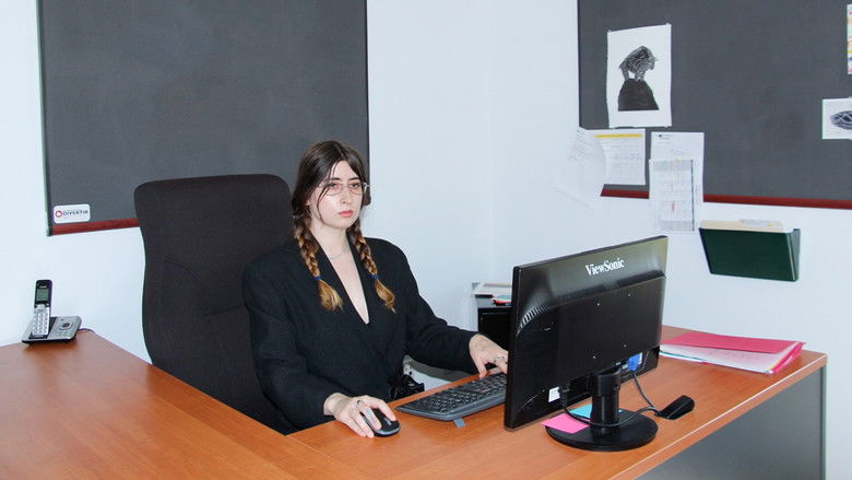 кадр из фильма Nouveau personnage