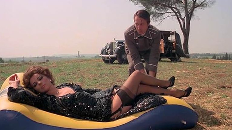 кадр из фильма Сорок градусов под простыней