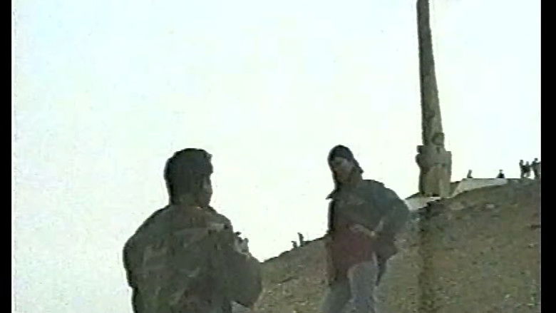 кадр из фильма Уйлах эрхгүй хайр