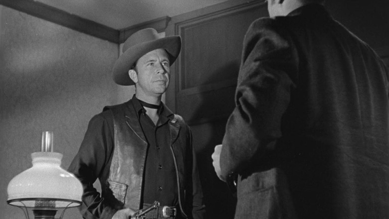 кадр из фильма Station West