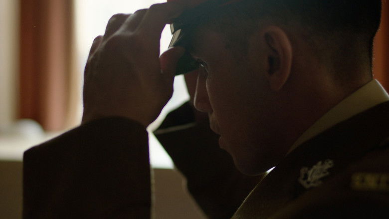 кадр из фильма The Outsider