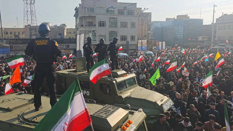 кадр из фильма Iran: Menschen im Krieg
