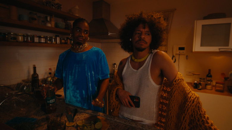 кадр из фильма Ayô