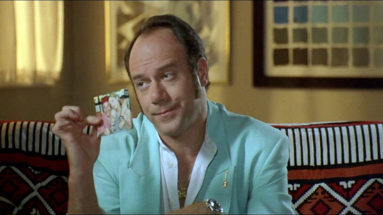 кадр из фильма Я без ума от Айрис