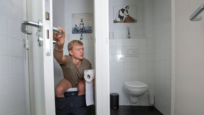 кадр из фильма Pisnicht: The Movie