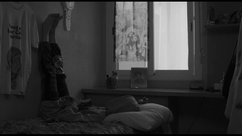 кадр из фильма El Planeta