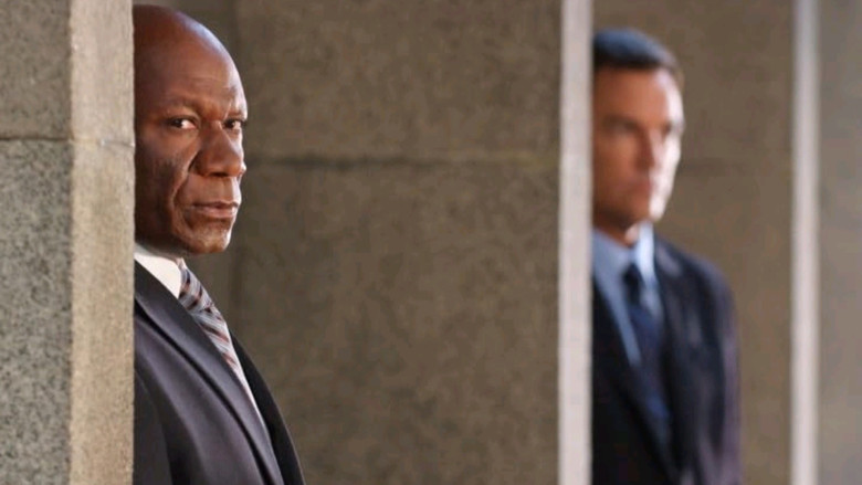 кадр из фильма Подарок