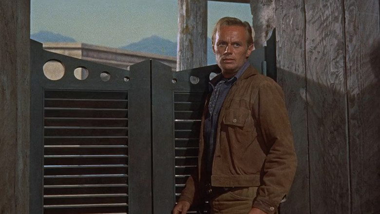 кадр из фильма Ответный удар