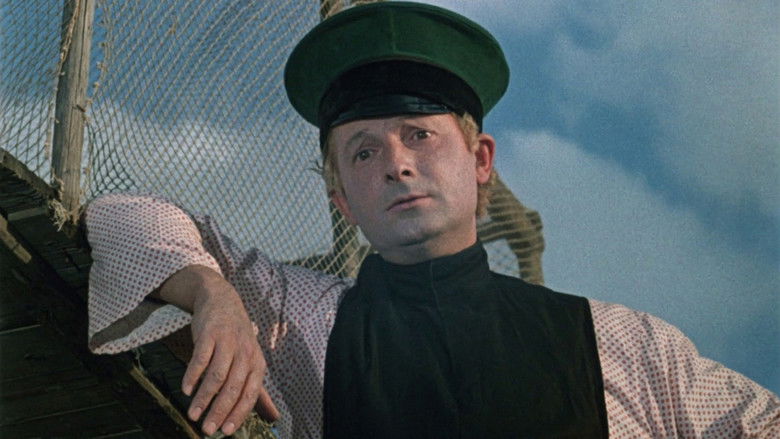 кадр из фильма Женитьба Бальзаминова