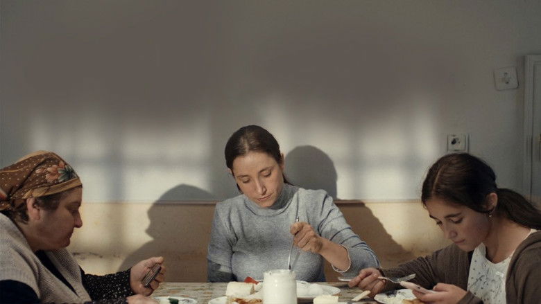 кадр из фильма Il faut tout un village...