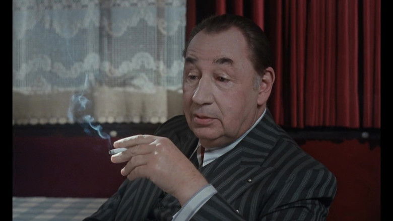 кадр из фильма Король Парижа