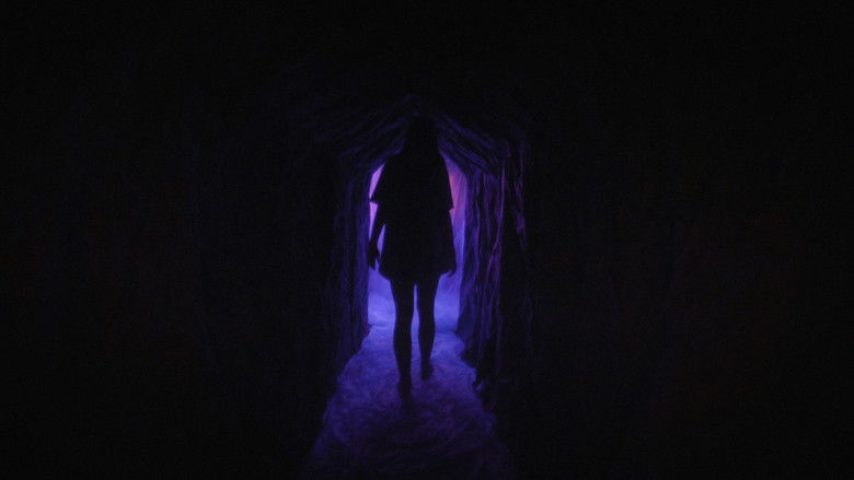 кадр из фильма The Crescent