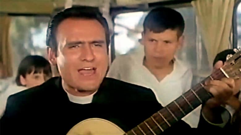 кадр из фильма El padre Manolo