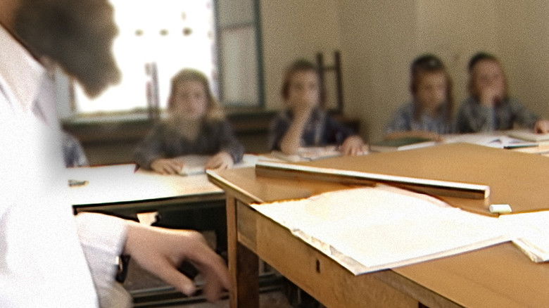 кадр из фильма החיידר