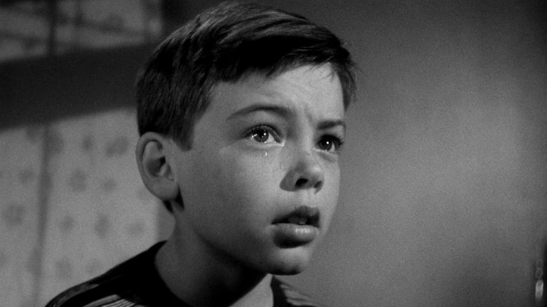 кадр из фильма Окно