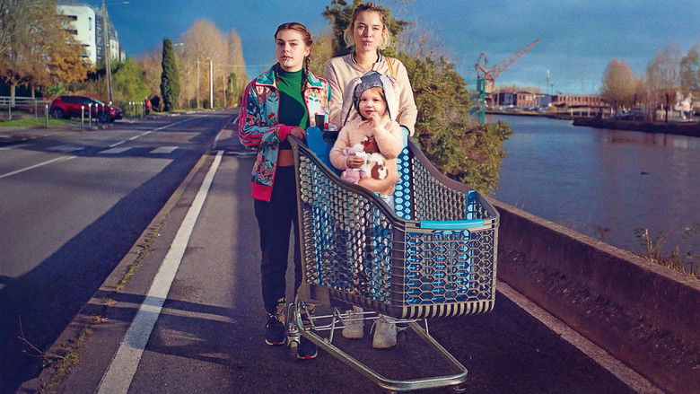 кадр из фильма Petites