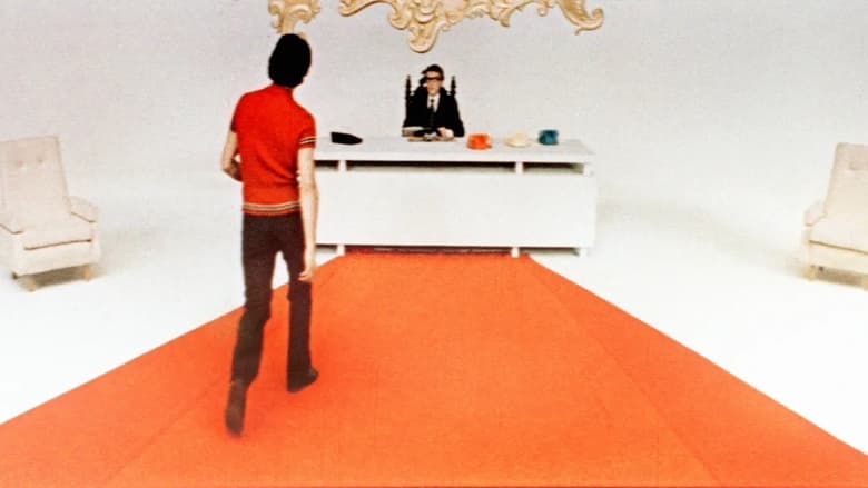 кадр из фильма Приморский климат