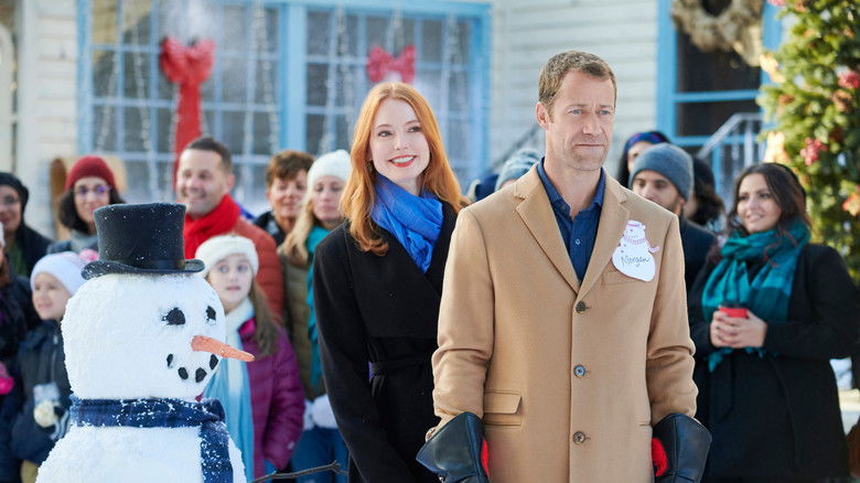 кадр из фильма Рождество в поместье Ханисакл