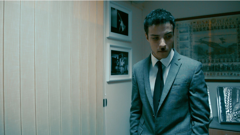 кадр из фильма Fattore Adolf