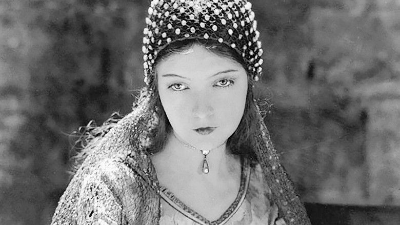 кадр из фильма Romola