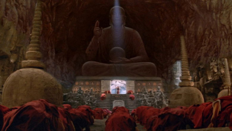 кадр из фильма Легенда о золотой жемчужине