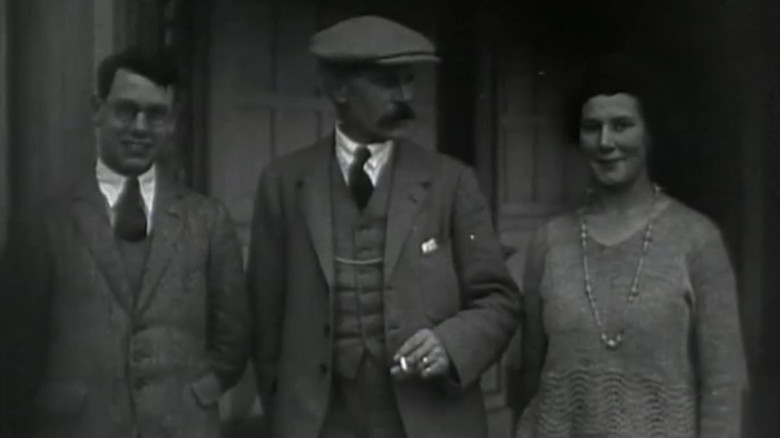 кадр из фильма The Man Who Would Lead Labour