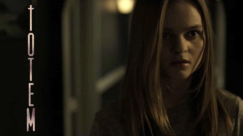 кадр из фильма Тотем