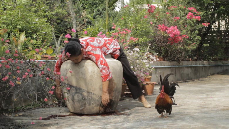 кадр из фильма ไก่จิกเด็กตายบนปากโอ่ง