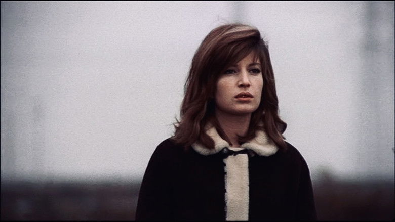 кадр из фильма Красная пустыня