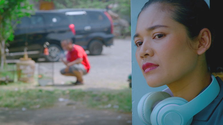 кадр из фильма RRR: Roaring Rhythmic Remix