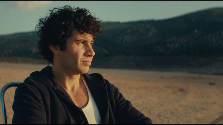 кадр из фильма A las ocho en casa