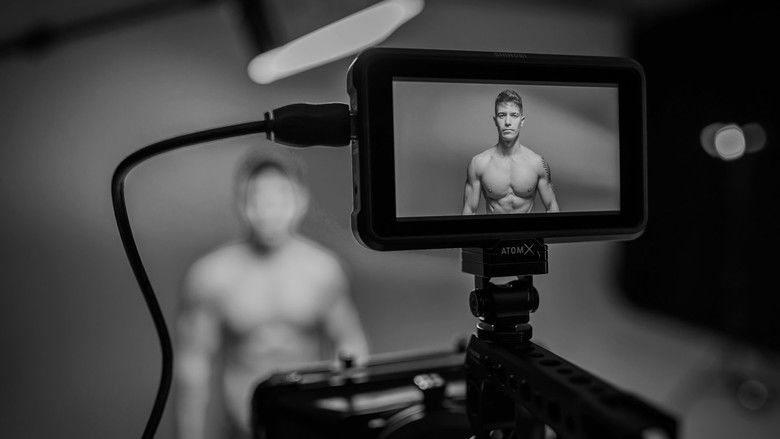 кадр из фильма Shape