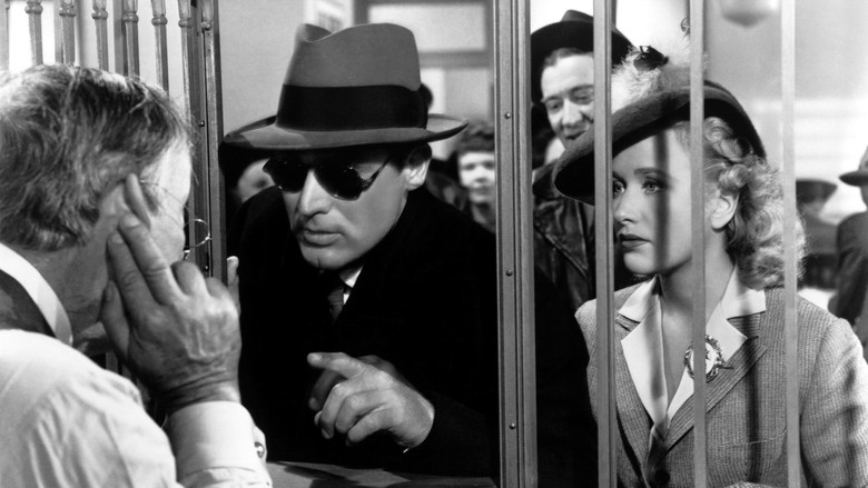 кадр из фильма Мышьяк и старые кружева