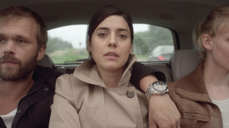 кадр из фильма Поцелуй меня