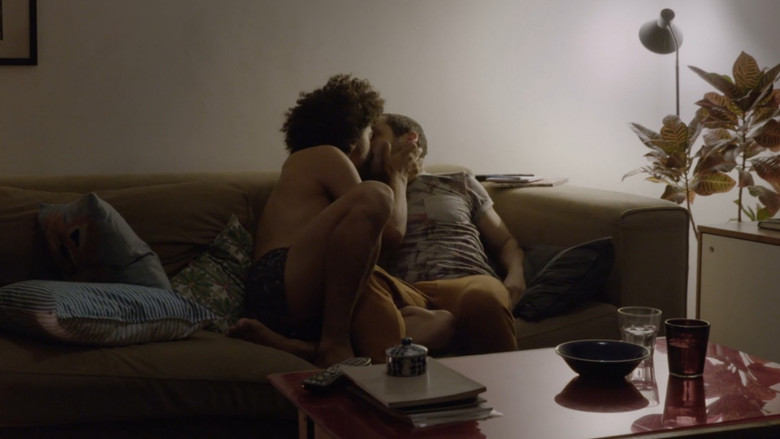 кадр из фильма Ваши тела и ваши глаза