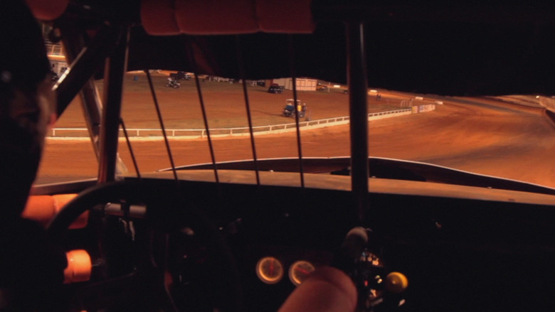 кадр из фильма Dirt Racer