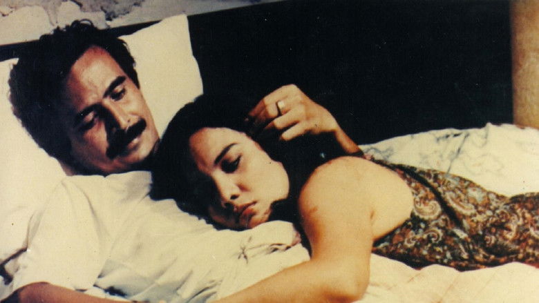 кадр из фильма Di Balik Kelambu