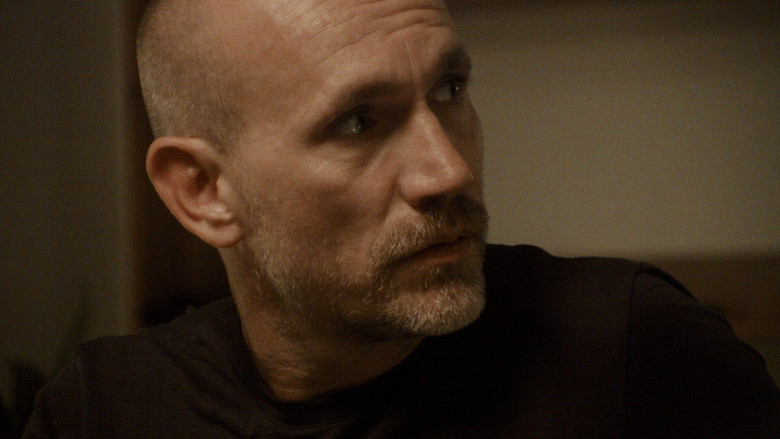 кадр из фильма Лес, я вижу тебя повсюду