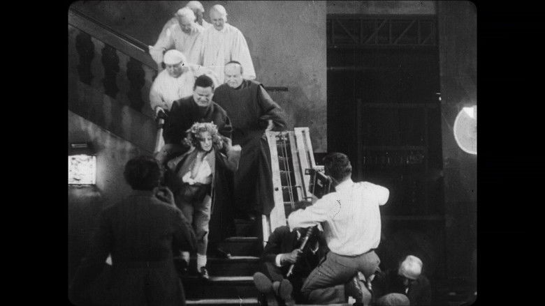 кадр из фильма Autour de Napoléon