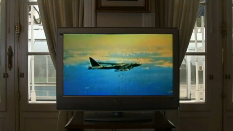 кадр из фильма Todo es Eventual