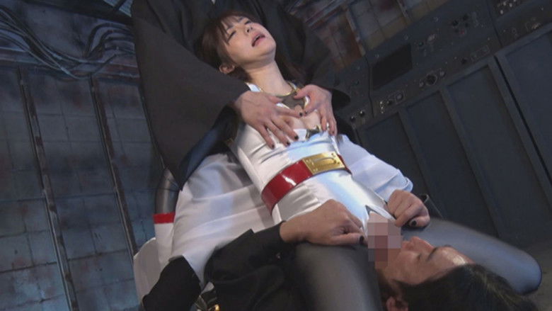 кадр из фильма 忍者 くノ一捜査官 美忍舞刃