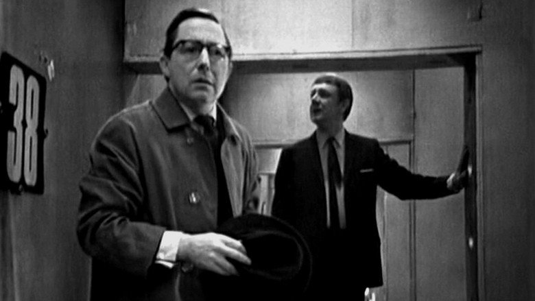 кадр из фильма Tunnel Under the World