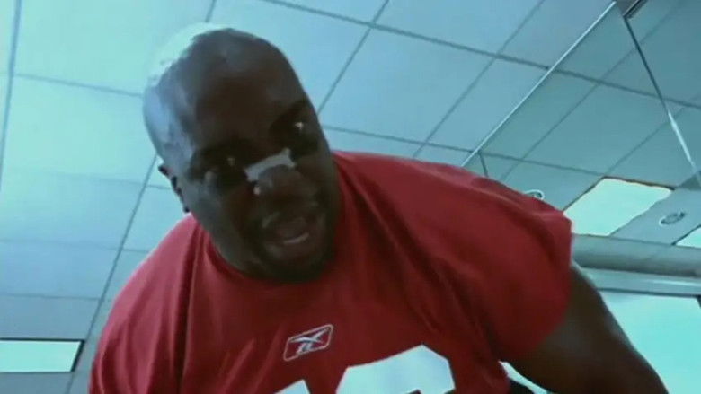 кадр из фильма Terry Tate, Office Linebacker