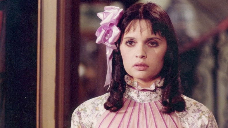 кадр из фильма Marie-poupée