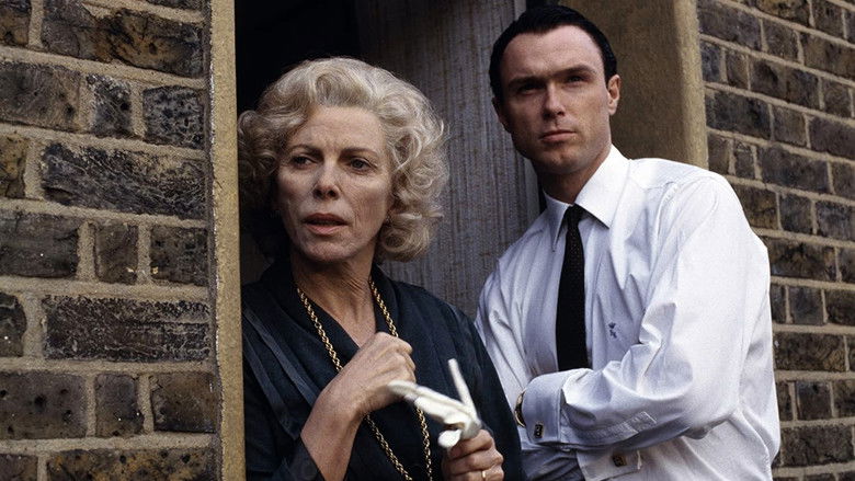 кадр из фильма Братья Крэй