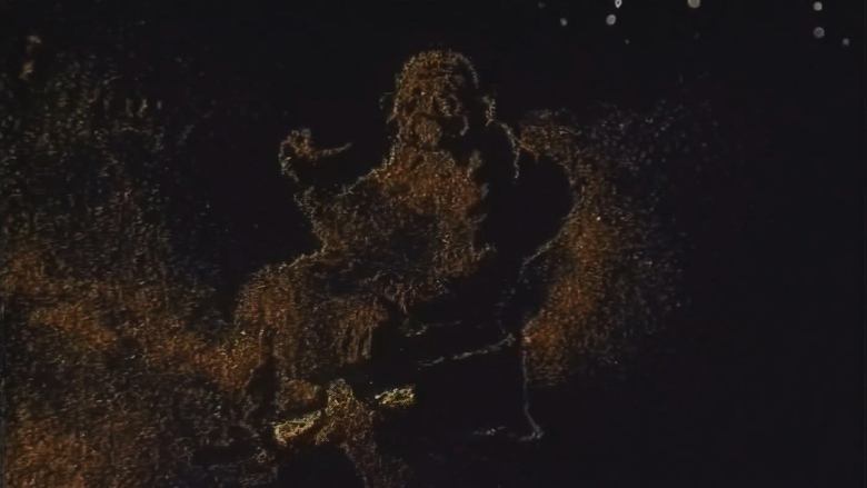 кадр из фильма Засыпет снег дороги